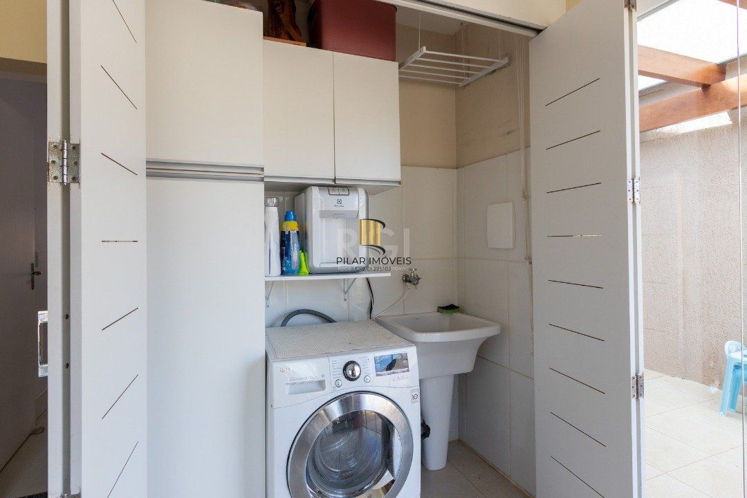 Casa Condominio para Venda - 102.9m², 3 dormitórios, sendo 1 suites, 2 vagas - Camaquã