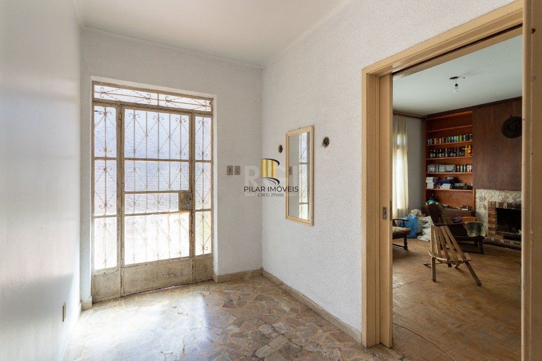 Casa para Venda - 522.36m², 4 dormitórios, 3 vagas - Menino Deus