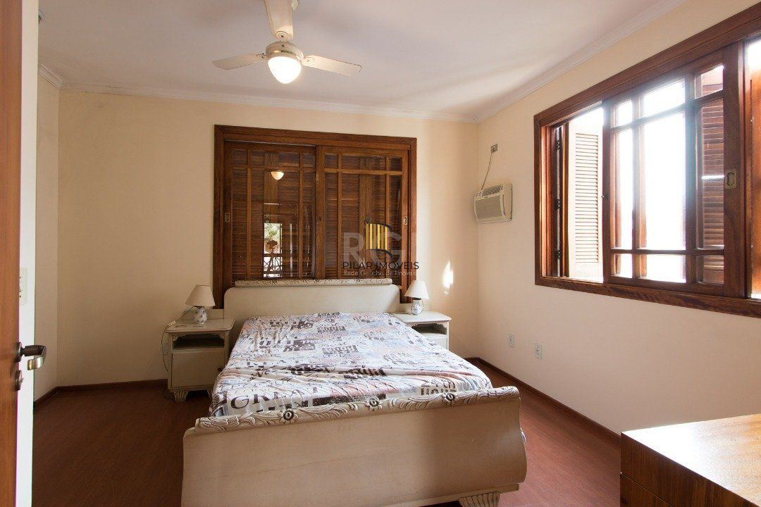 Casa Condominio para Venda - 167.65m², 3 dormitórios, sendo 1 suites, 2 vagas - Tristeza