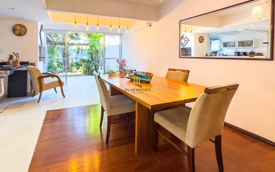 Casa Condominio Bairro Tristeza - 218m², 3 dormitórios, sendo 1 suites, 2 vagas!!