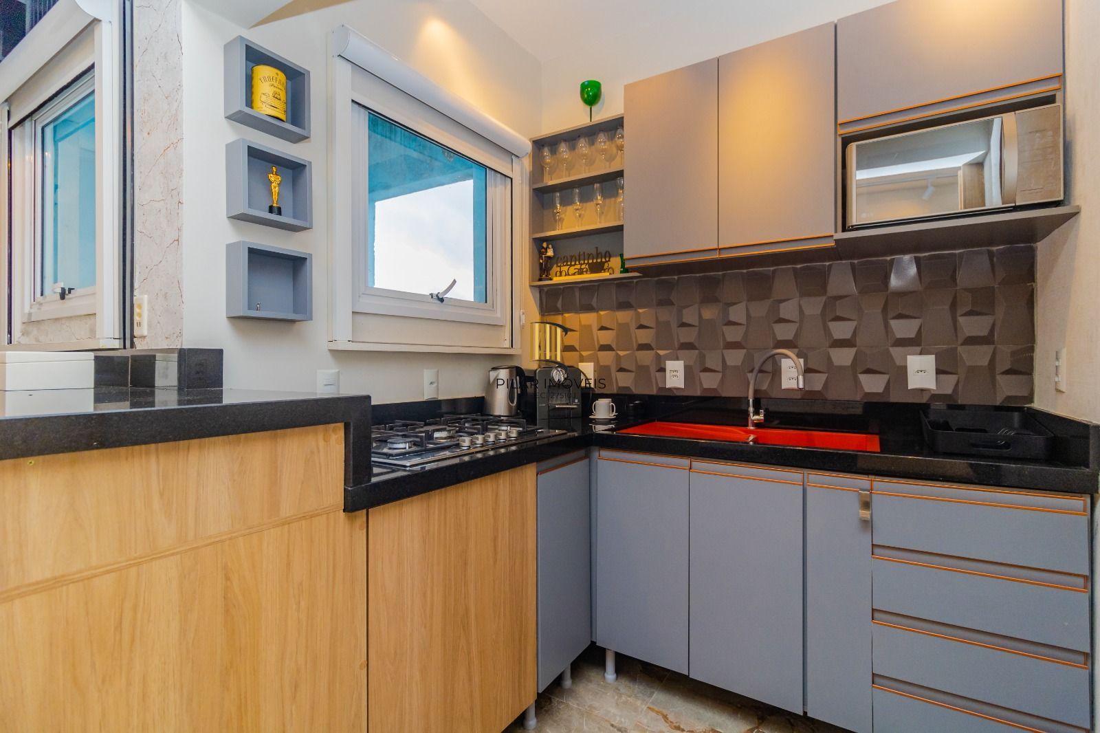 Apartamento 1 dormitório Bairro: Centro Histórico