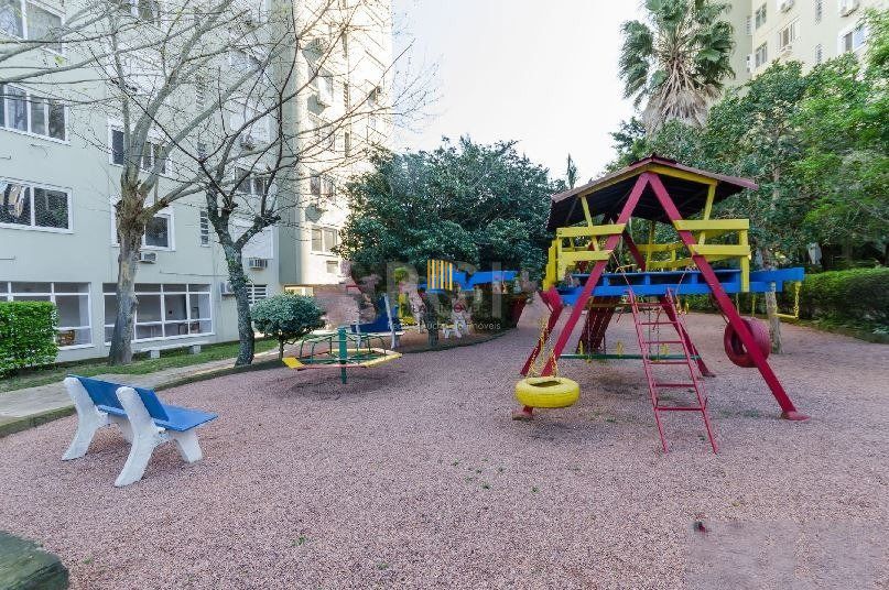 Apartamento para Venda - 79.2m², 3 dormitórios, 1 vaga - Tristeza