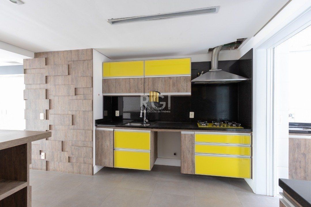 Apartamento 3 Dormitório(s) Bairro Cristal