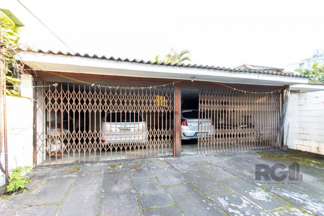 Casa 4 dormitórios no bairro Cristal