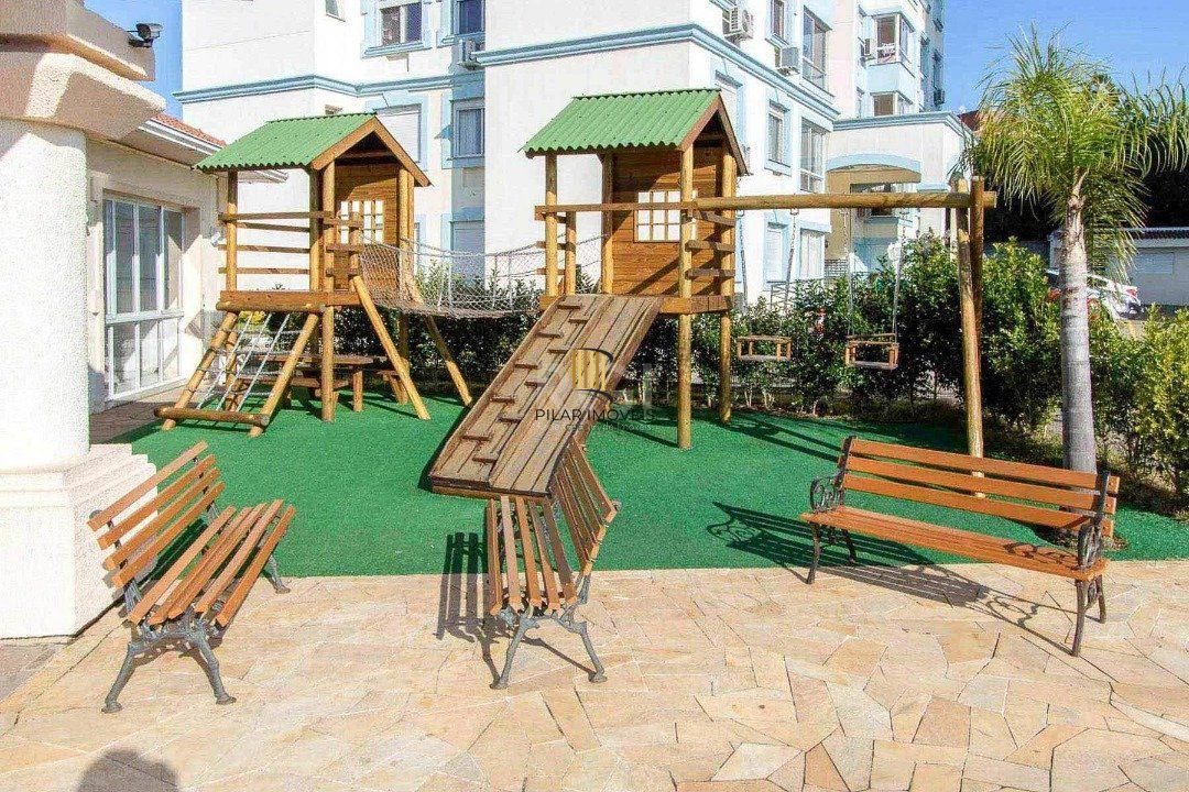 APARTAMENTO SEMIMOBILIADO