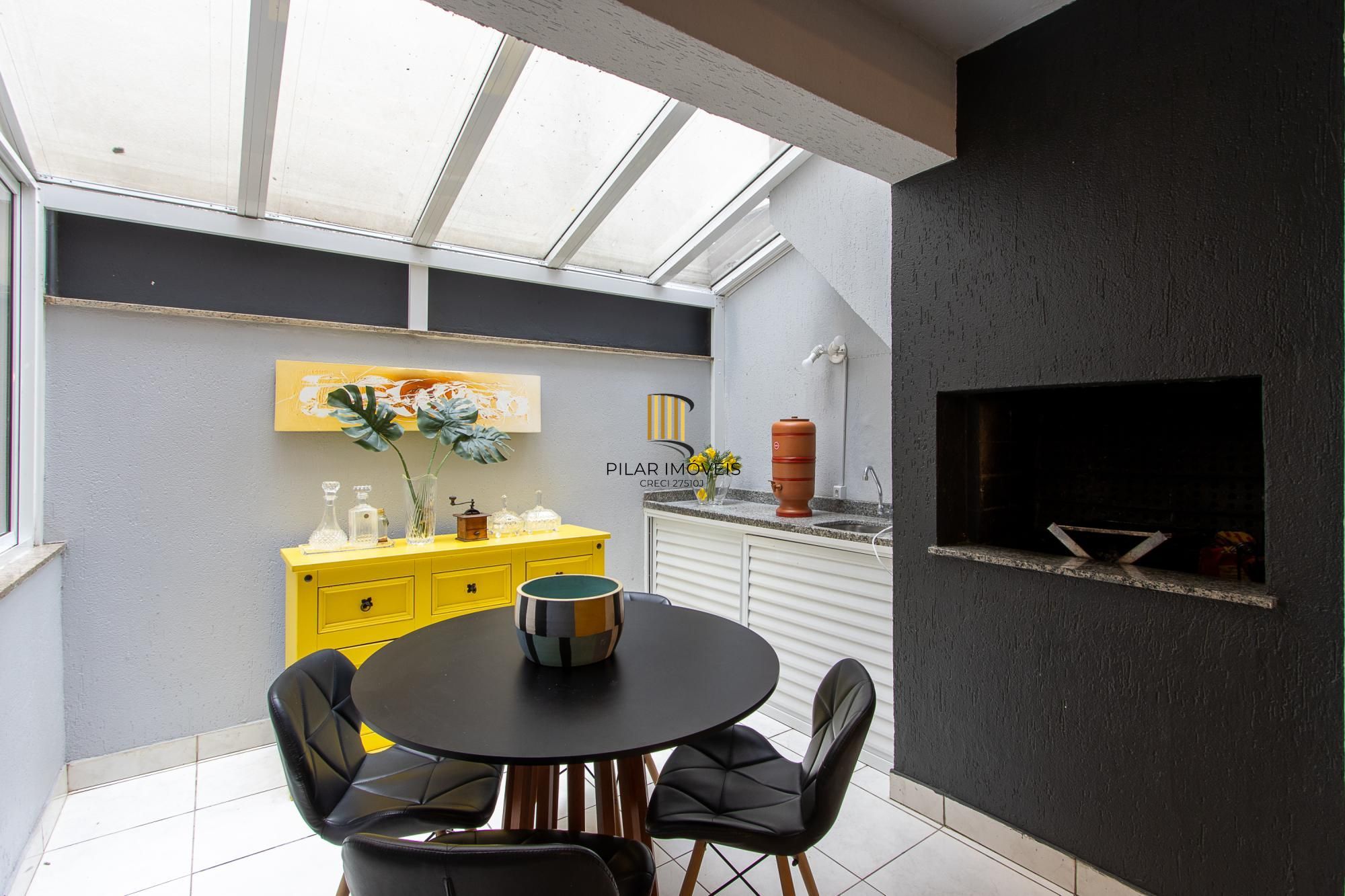 Casa de Condomínio 3 dormitórios no bairro Boa Vista