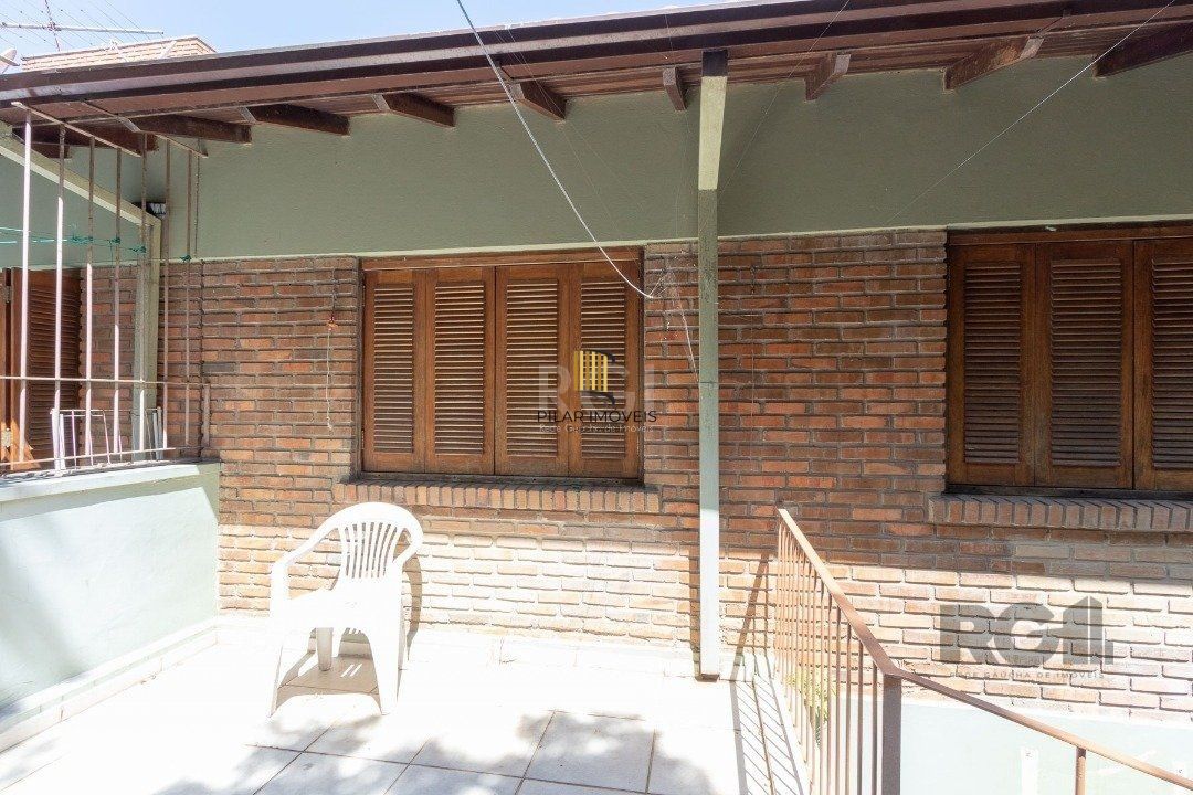 Casa em condomínio fechado para venda no bairro Jardim Isabel, com aproximadamente 197m² de área privativa,.