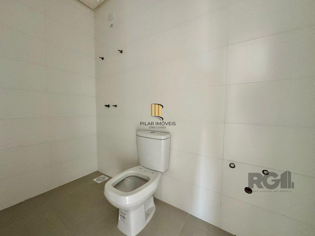 APARTAMENTO À VENDA COM VISTA LIBERADA 
