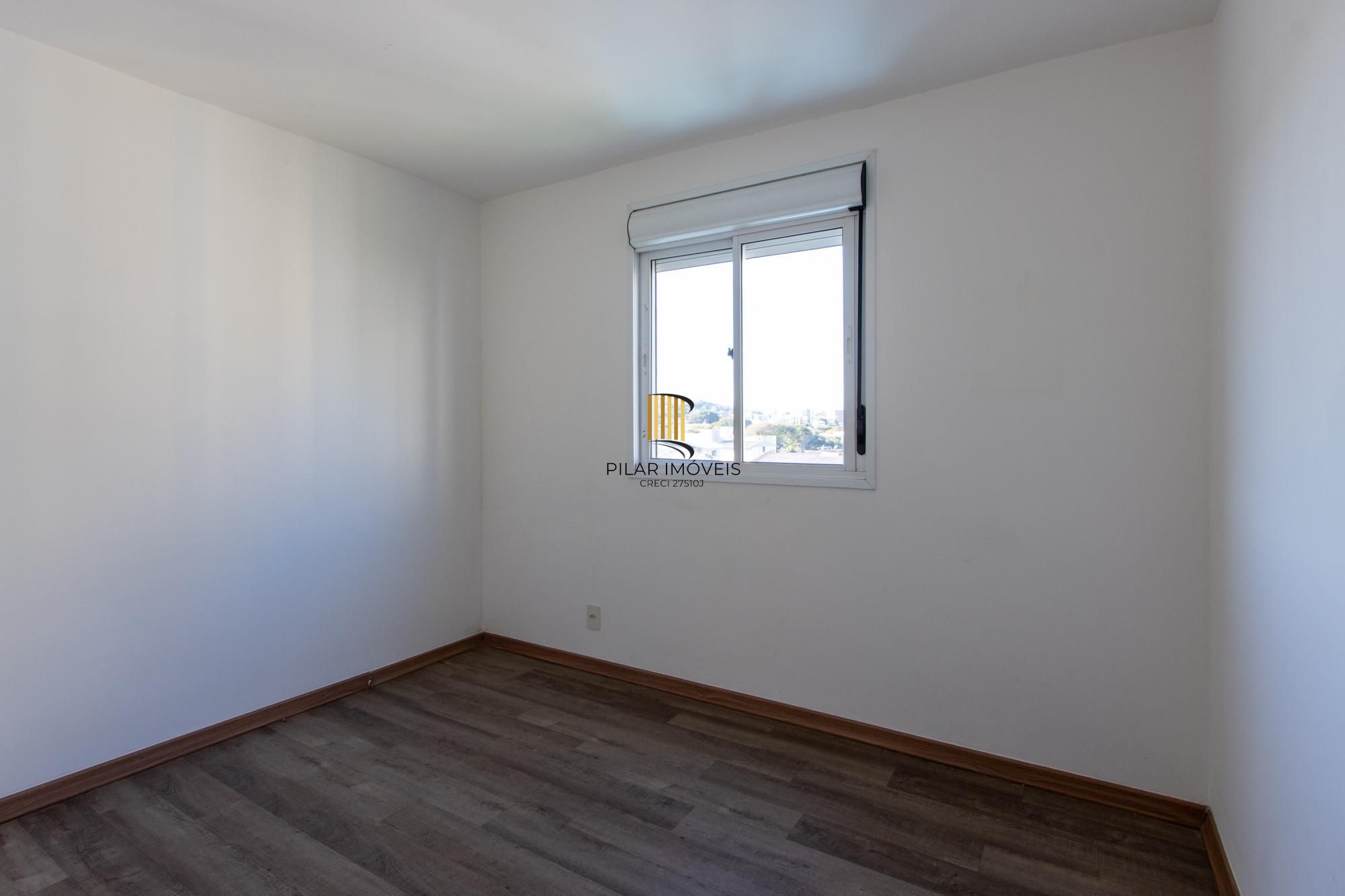 Apartamento de 3 dormitórios, 1 suíte e 1 vaga coberta.