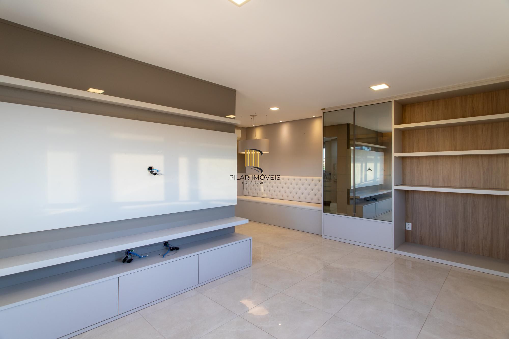 Excelente apartamento de 3 quartos, 1 suíte e 2 vagas de garagem cobertas.