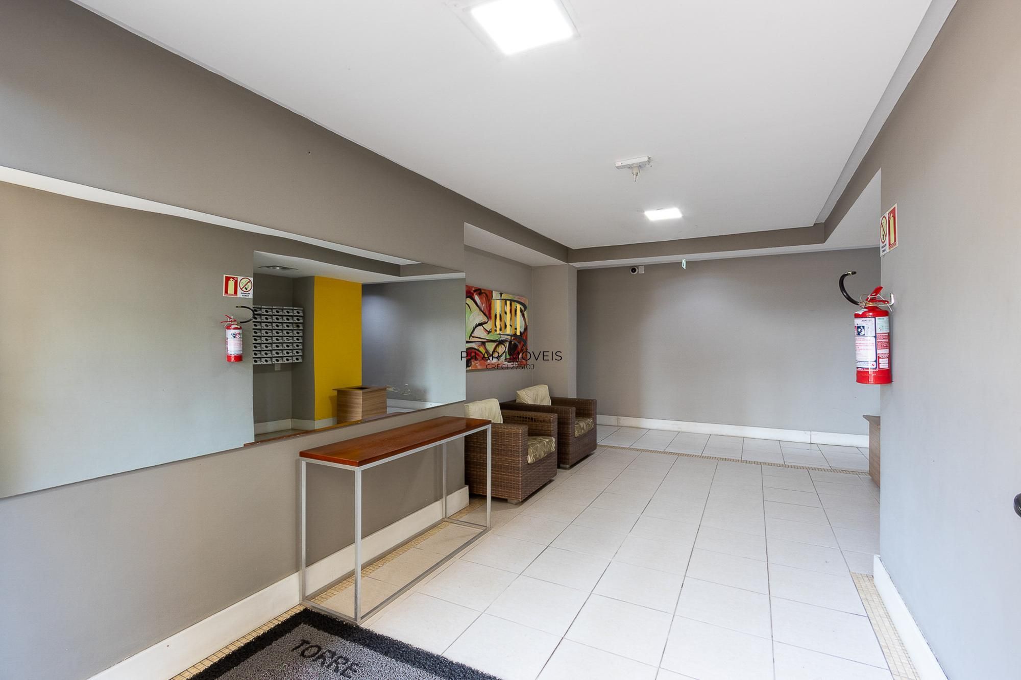 Apartamento com dois quartos e dois banheiros Zona Sul