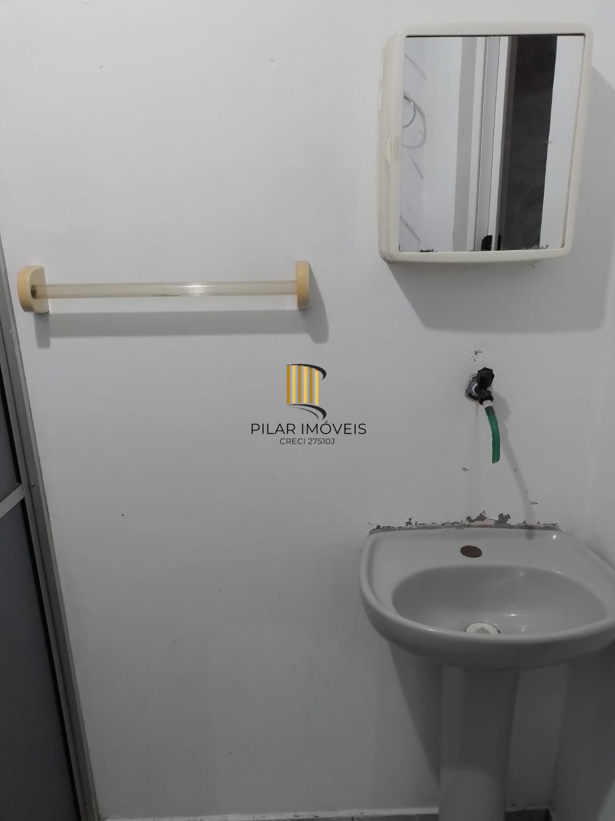 Casa 4 dormitórios no bairro Vila Nova