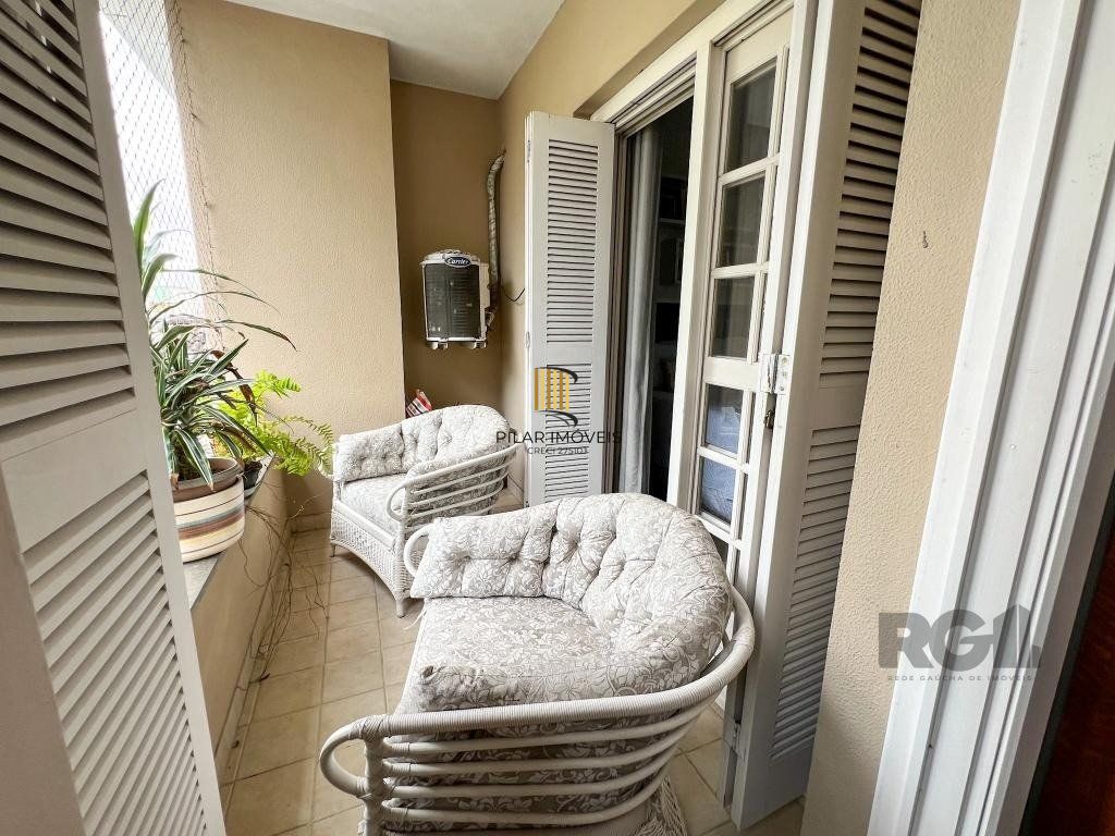 Excelente casa em condomínio no Bairro Tristeza - Ao lado do Shopping Paseo