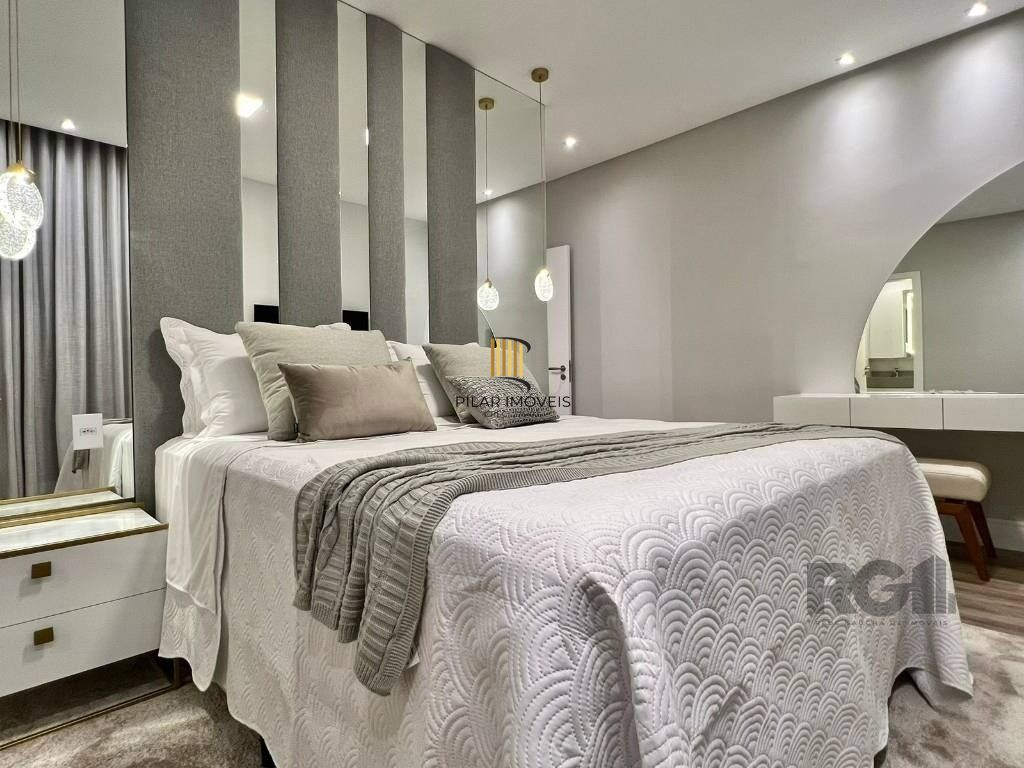Casa térrea no Condomínio Velas da Marina com 4 suítes, piscina e 243m² privativos