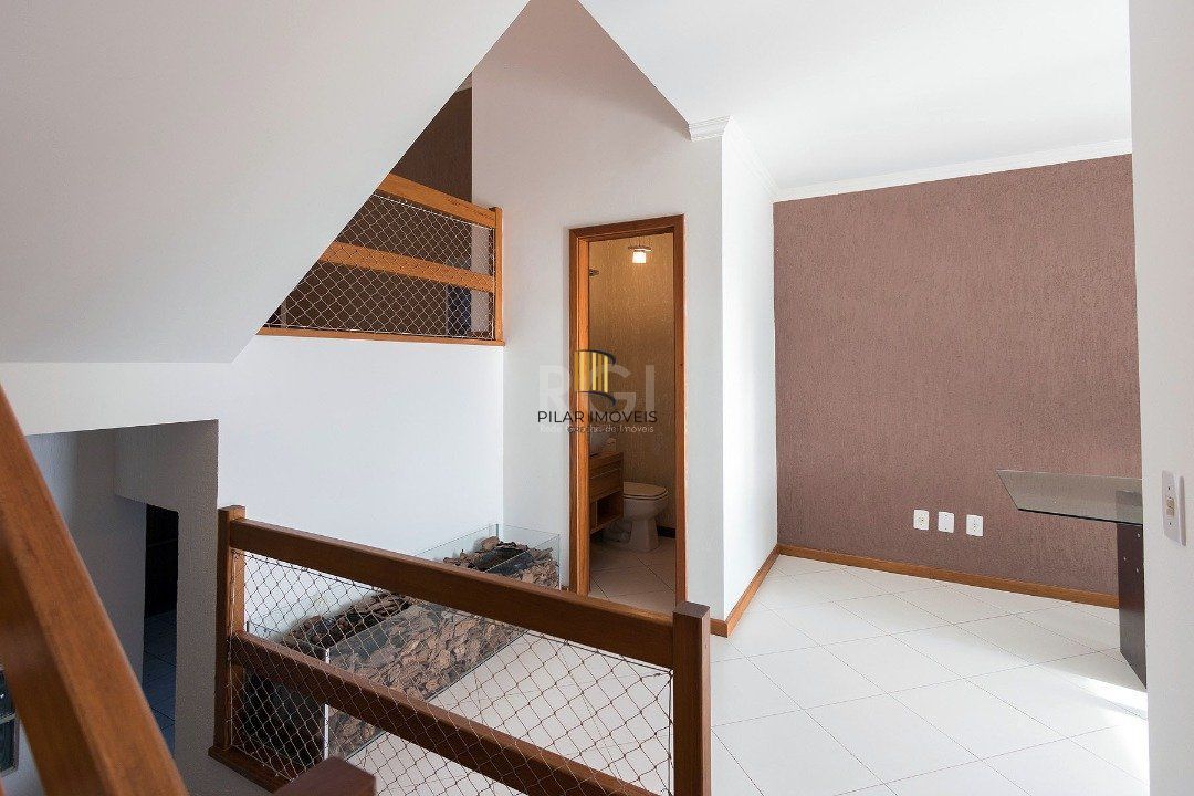 Casa Condominio para Venda - 262.98m², 3 dormitórios, sendo 1 suites, 2 vagas - Imperial Parque