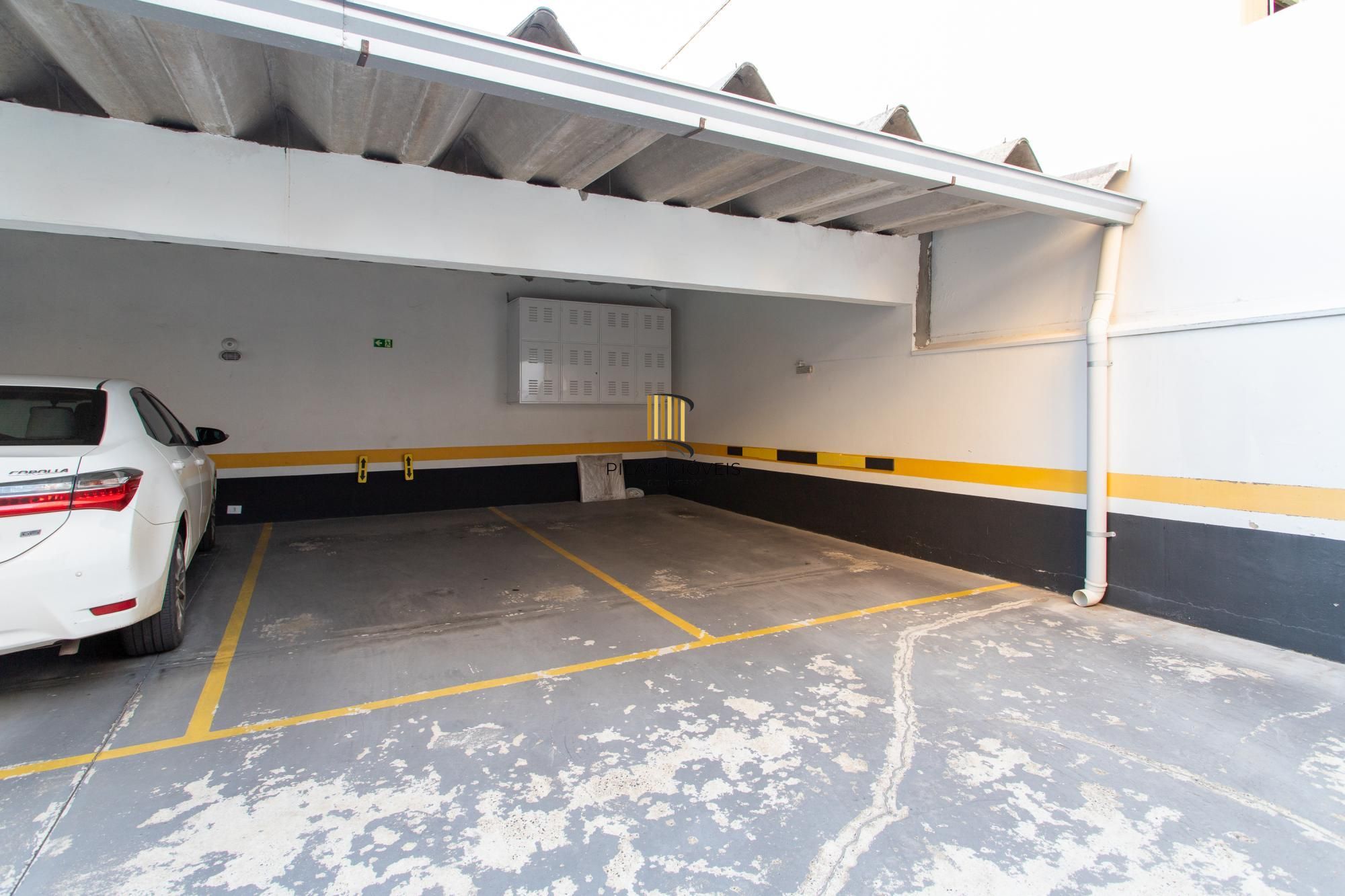 Excelente apartamento de 3 quartos, 1 suíte e 2 vagas de garagem cobertas.