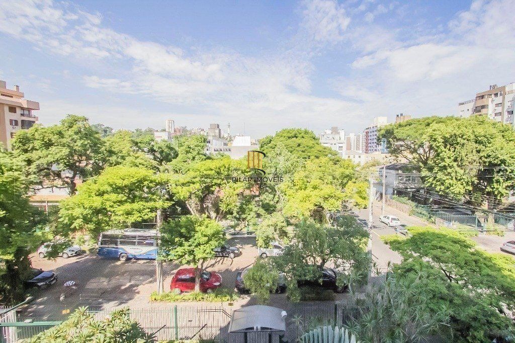 Apartamento para Venda - 124.43m², 3 dormitórios, sendo 1 suites, 2 vagas - Menino Deus