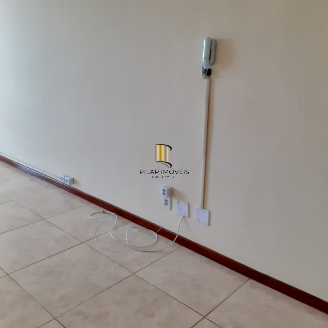 Sala comercial no bairro Petrópolis.