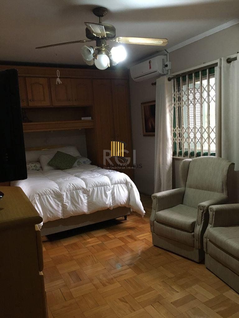 Casa 3 dormitórios no bairro Cavalhada