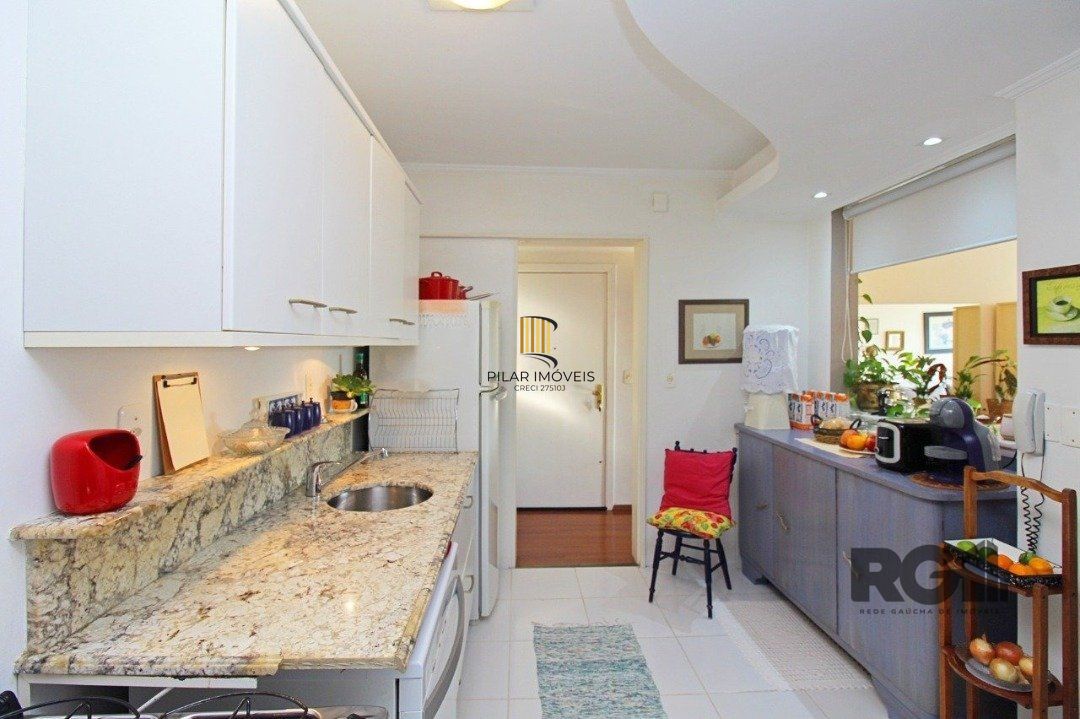 Apartamento com 3 dormitórios no  Condomínio Porto Belo