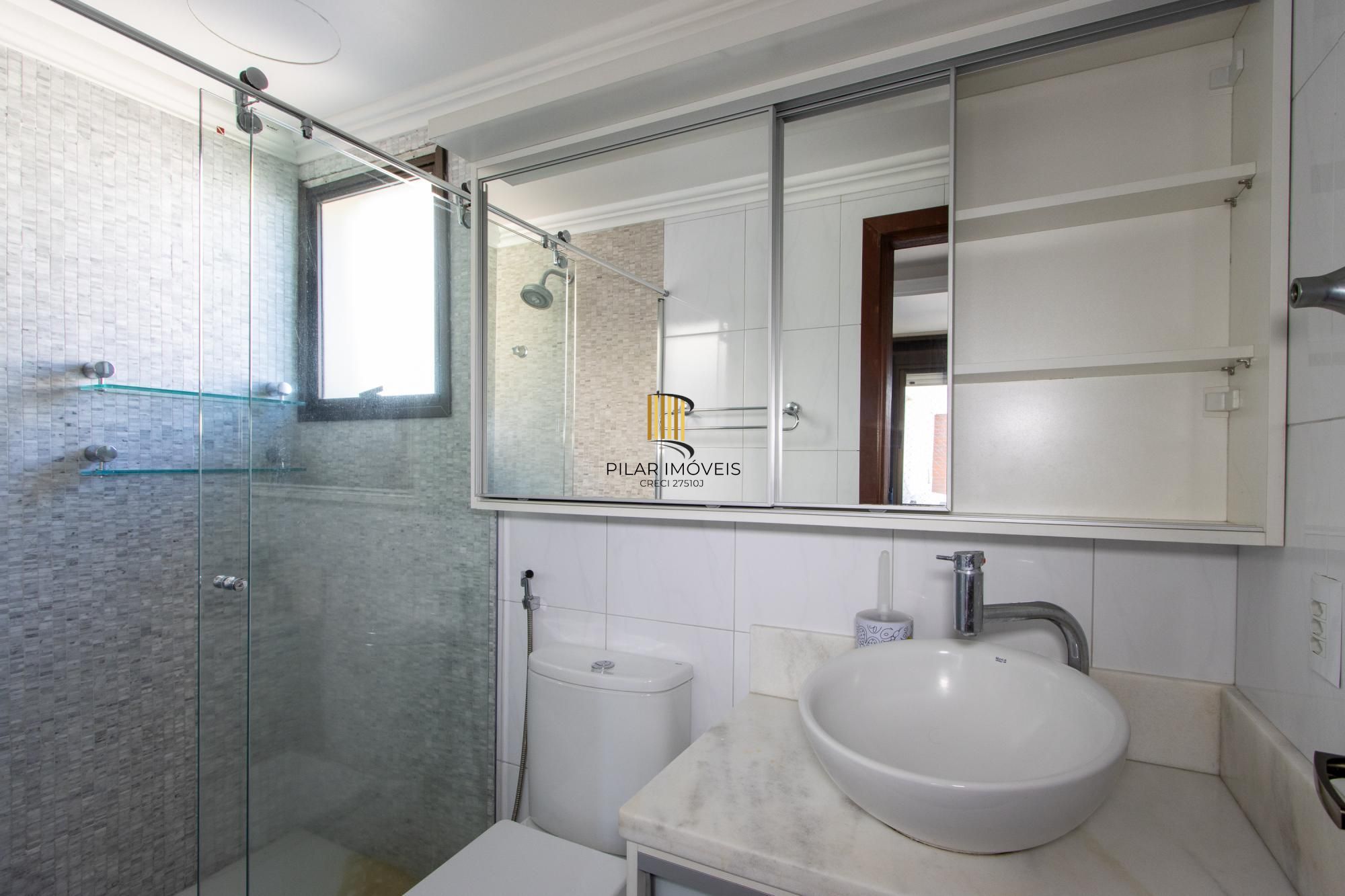 Apartamento 3 dormitórios no bairro Cidade Baixa