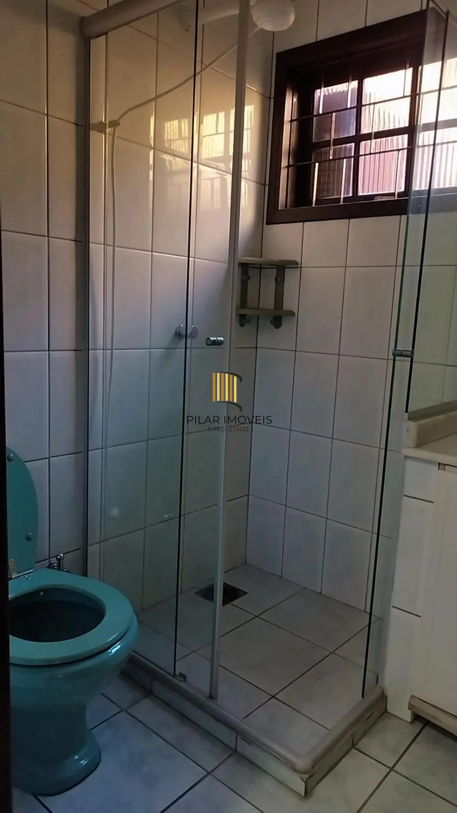 Casa 4 dormitórios no bairro Vila Nova