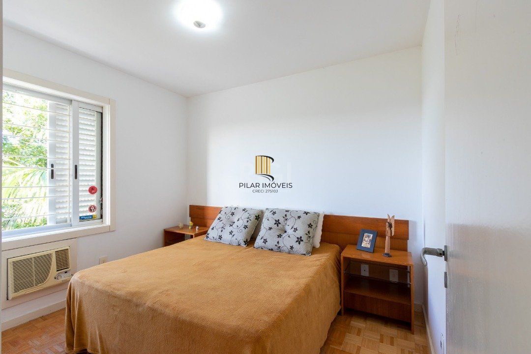 Casa para Venda - 470m², 3 dormitórios, sendo 1 suites, 6 vagas - Nonoai