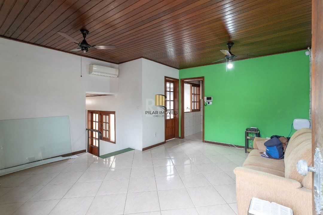 Casa para Venda - 0.01m², 5 dormitórios, 10 vagas - Petrópolis