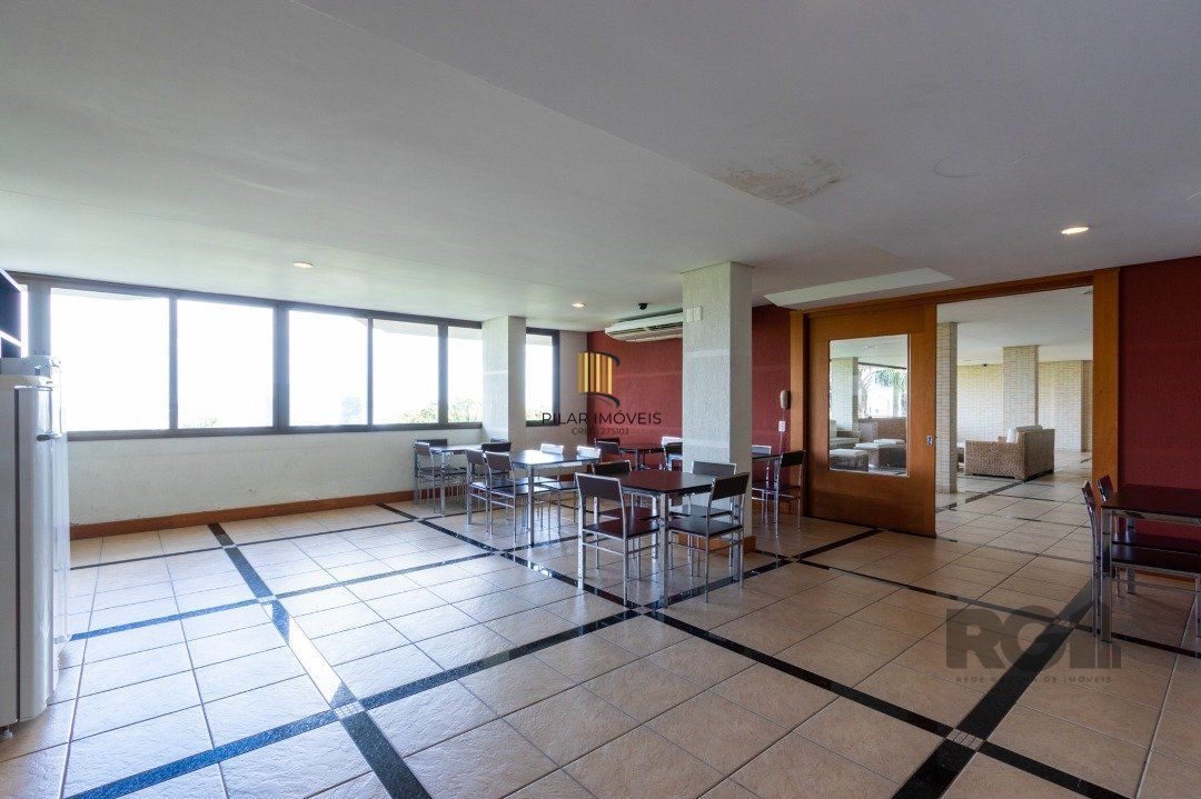 Apartamento para Venda - 200.1m², 3 dormitórios, sendo 3 suites, 5 vagas - Cristal