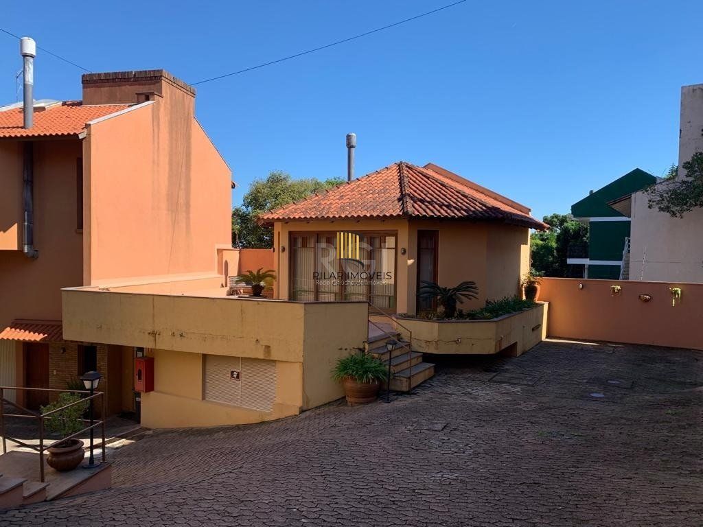 Casa de Condomínio 3 dormitórios no bairro Espírito Santo