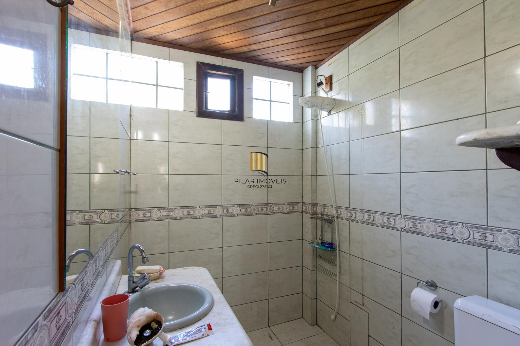 Sobrado amplo 4 dormitórios com piscina e casa extra no mesmo terreno – Hípica