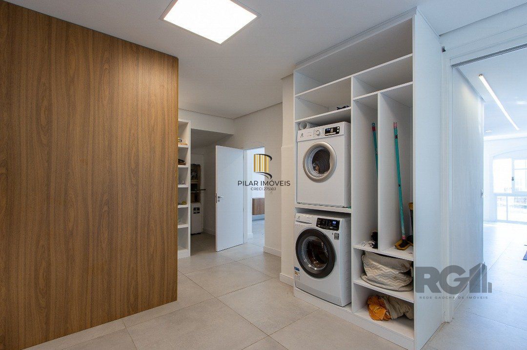 Casa 4 dormitórios no bairro Vila Conceição