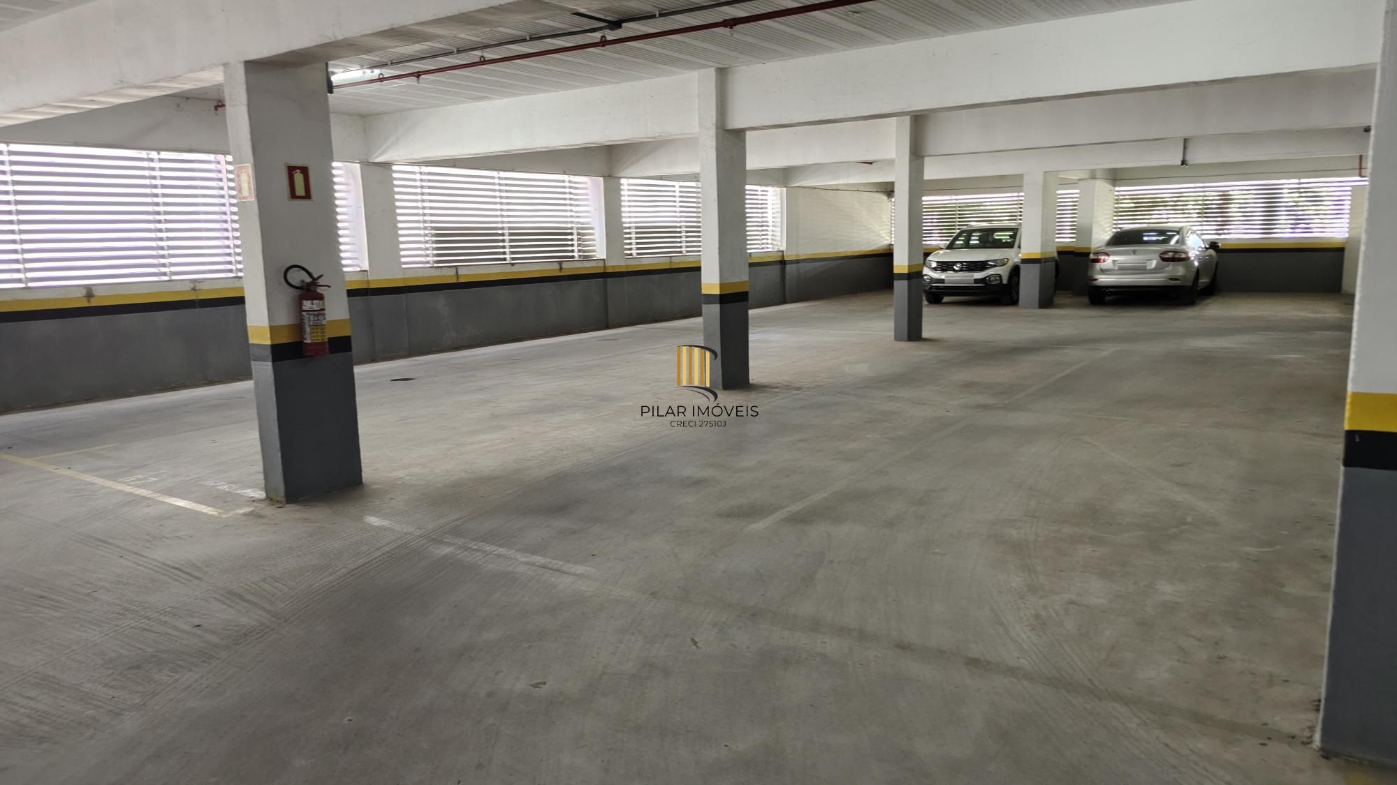Sala Comercial 1 dormitório no bairro Centro