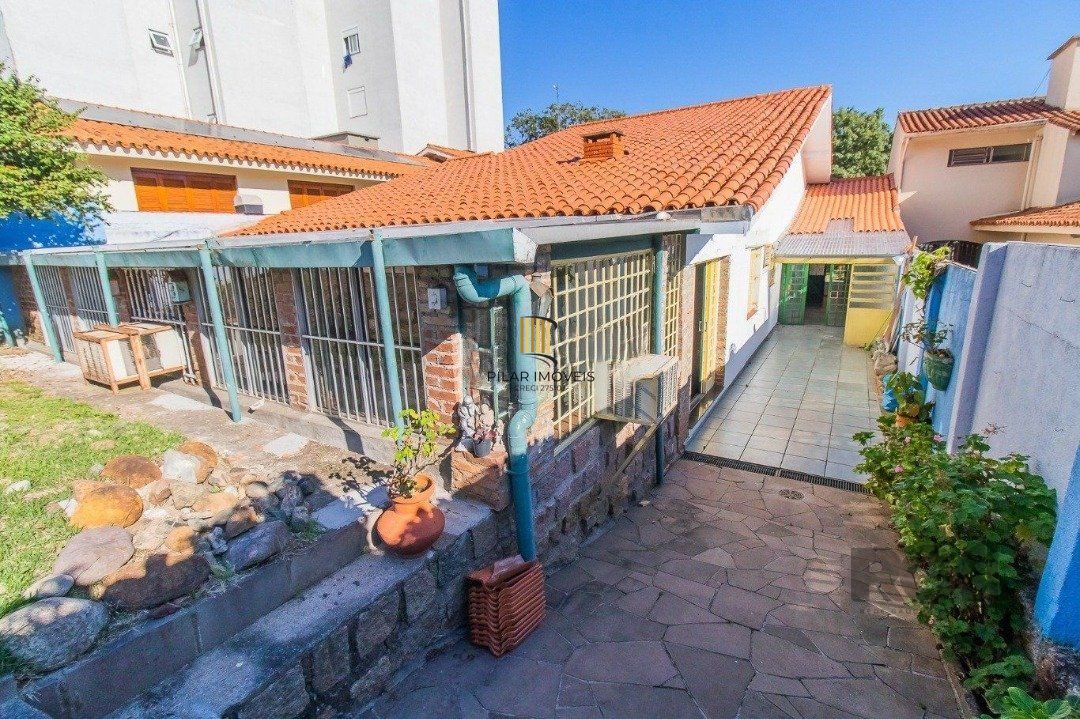 Casa, 200m², 3 dormitórios, bairro Cristal