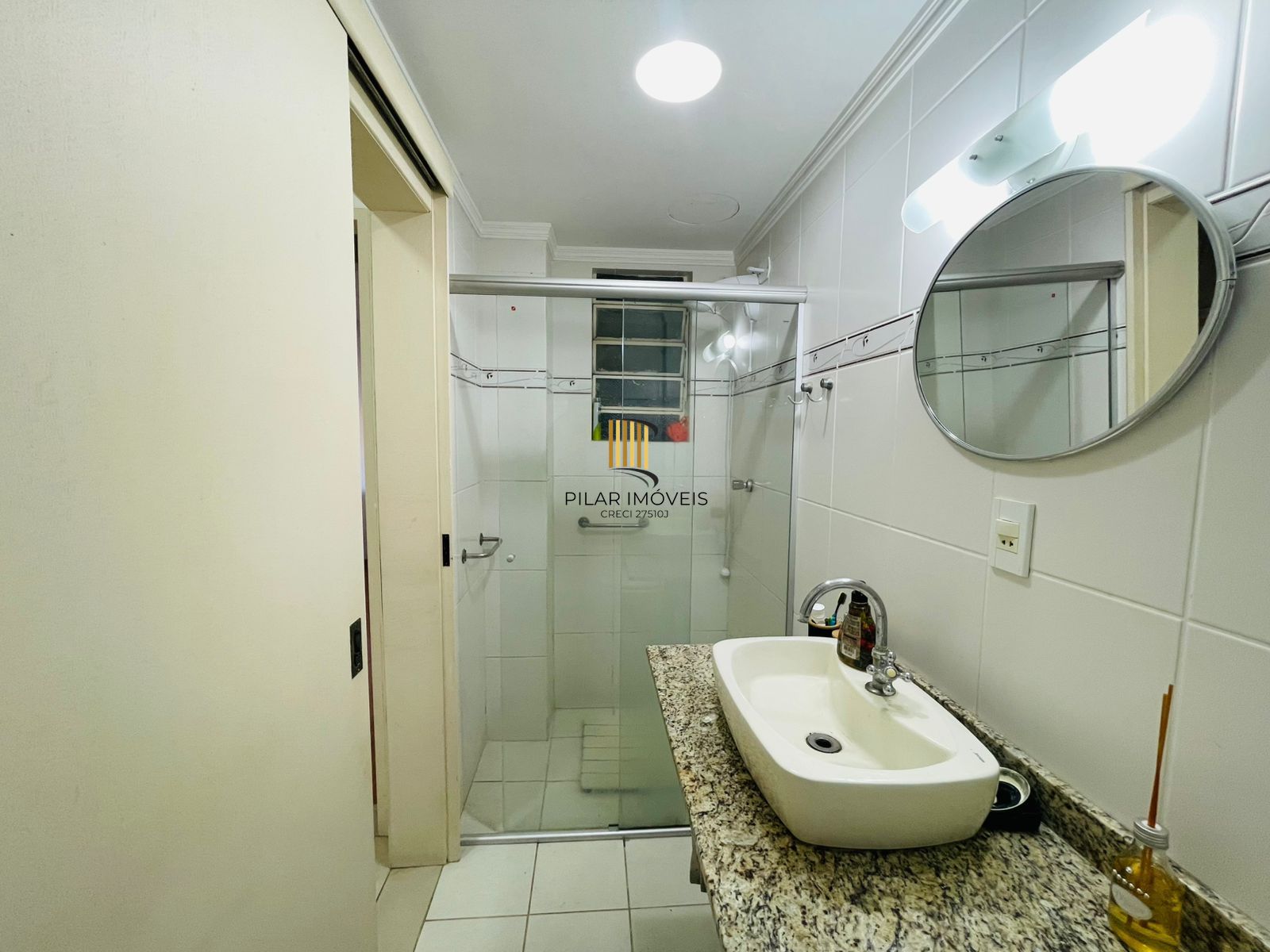 Apartamento de 2 dormitórios no Cristal