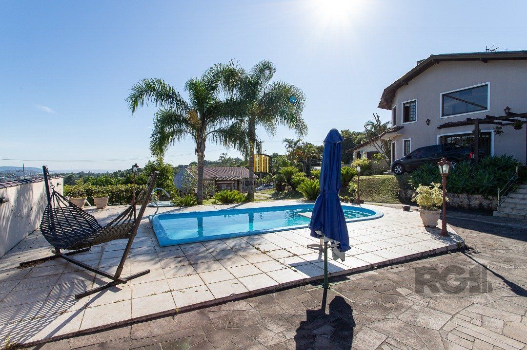 Casa 3 dormitórios no bairro Vila Nova