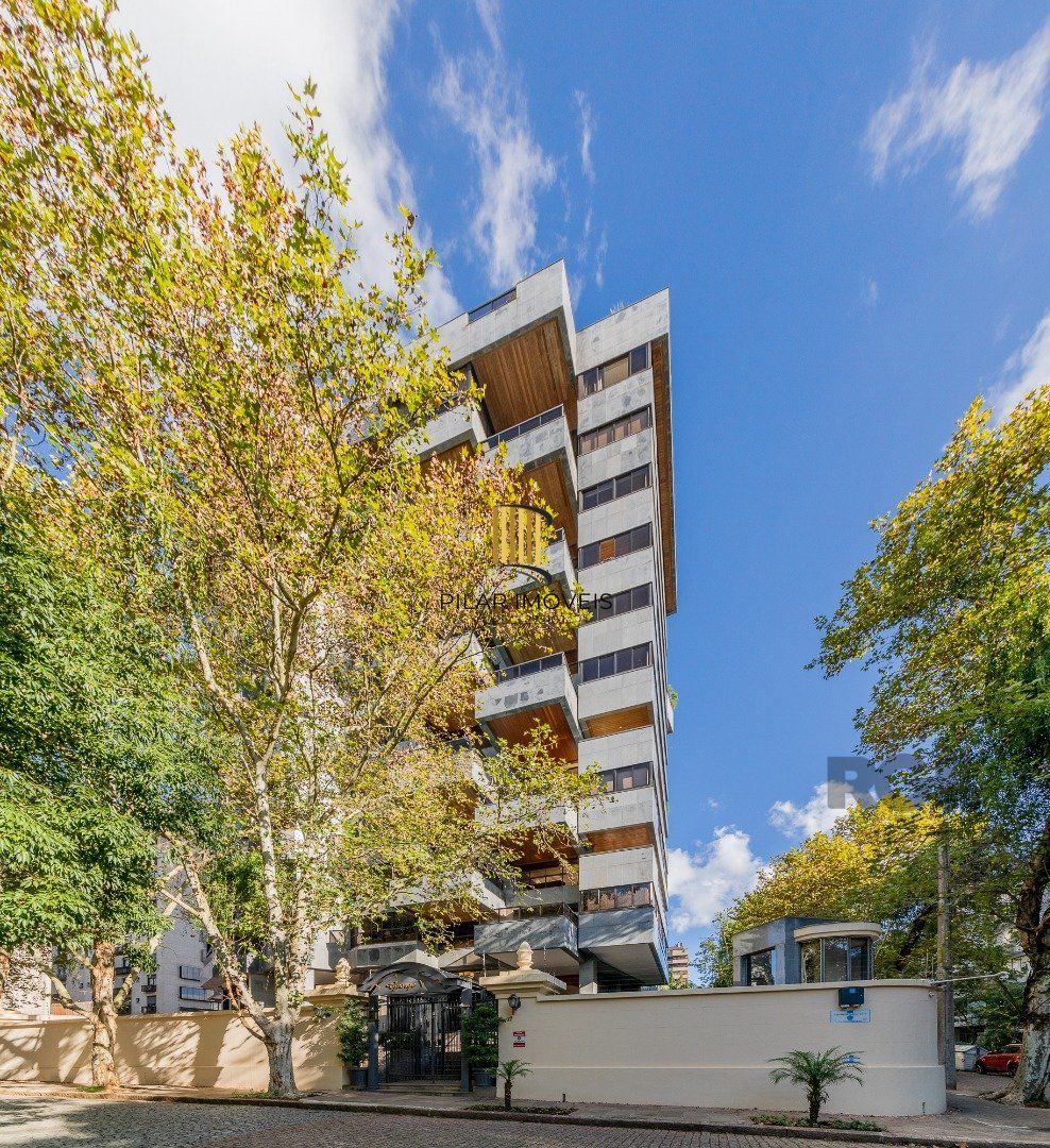 Apartamento 4 dormitórios no bairro Moinhos de Vento