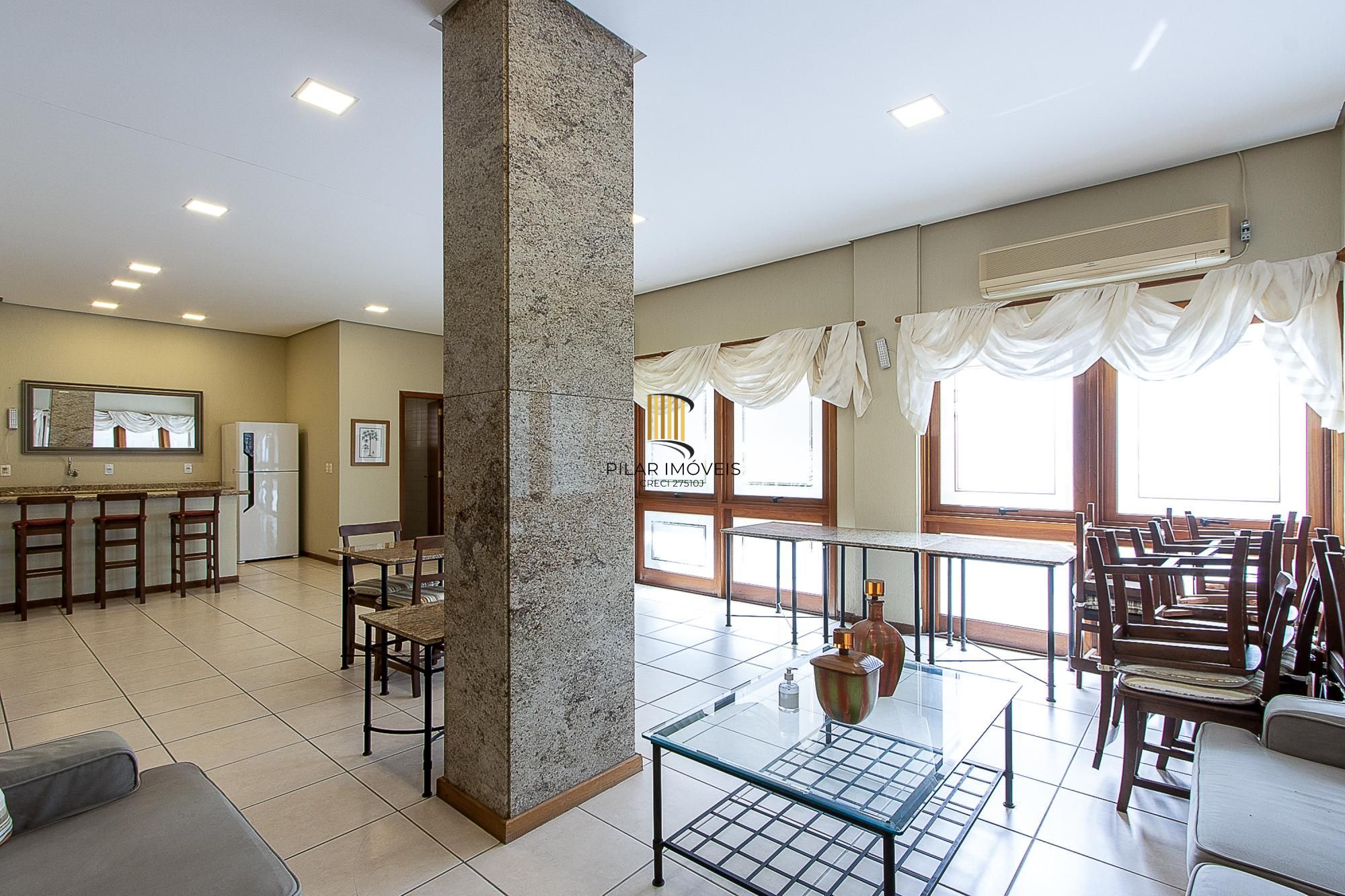 Apartamento 3 quartos, 1 suite, dependência, sacada com churrasqueira, 2 vagas - Bairro Menino Deus