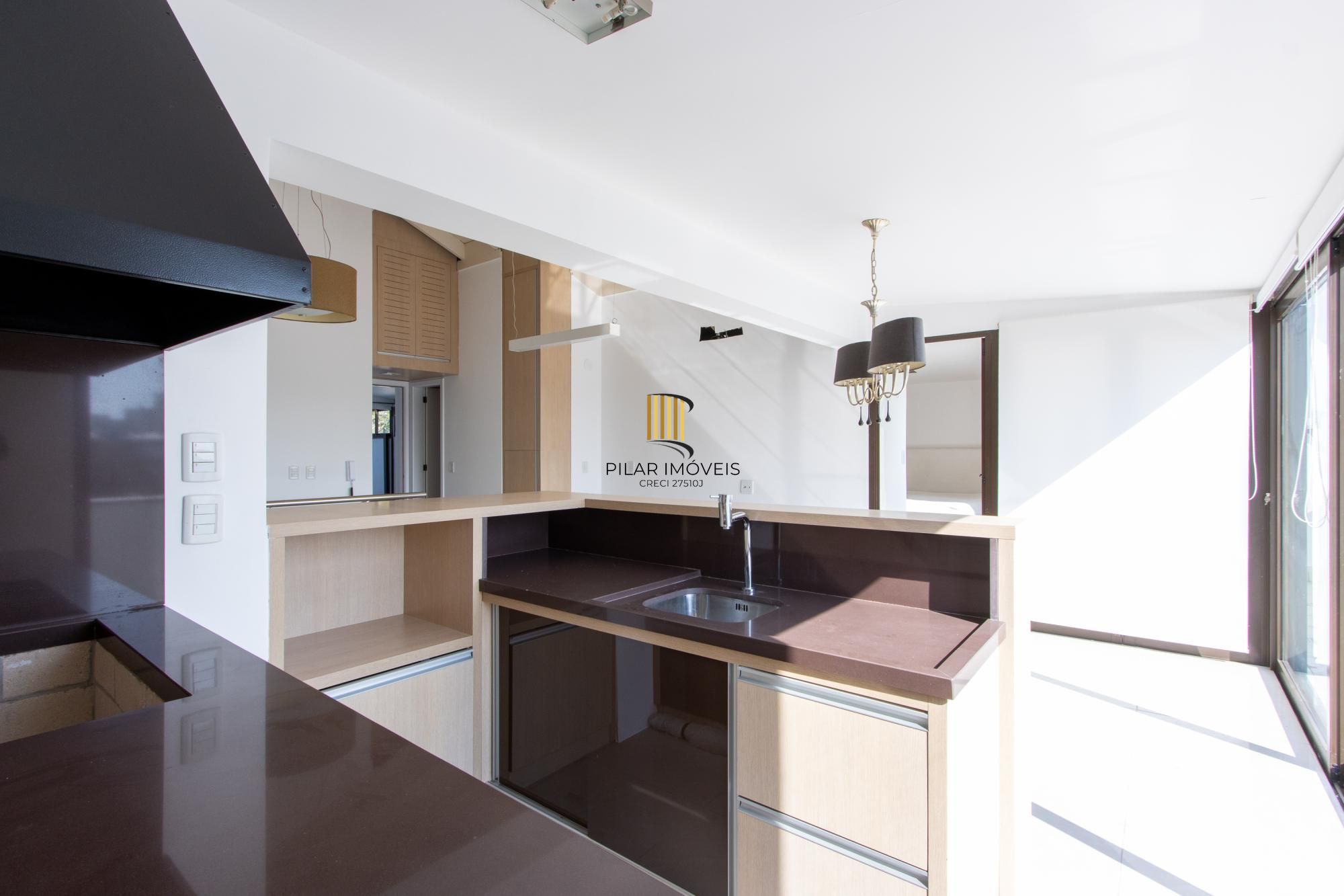Apartamento 4 dormitórios no bairro Passo da Areia