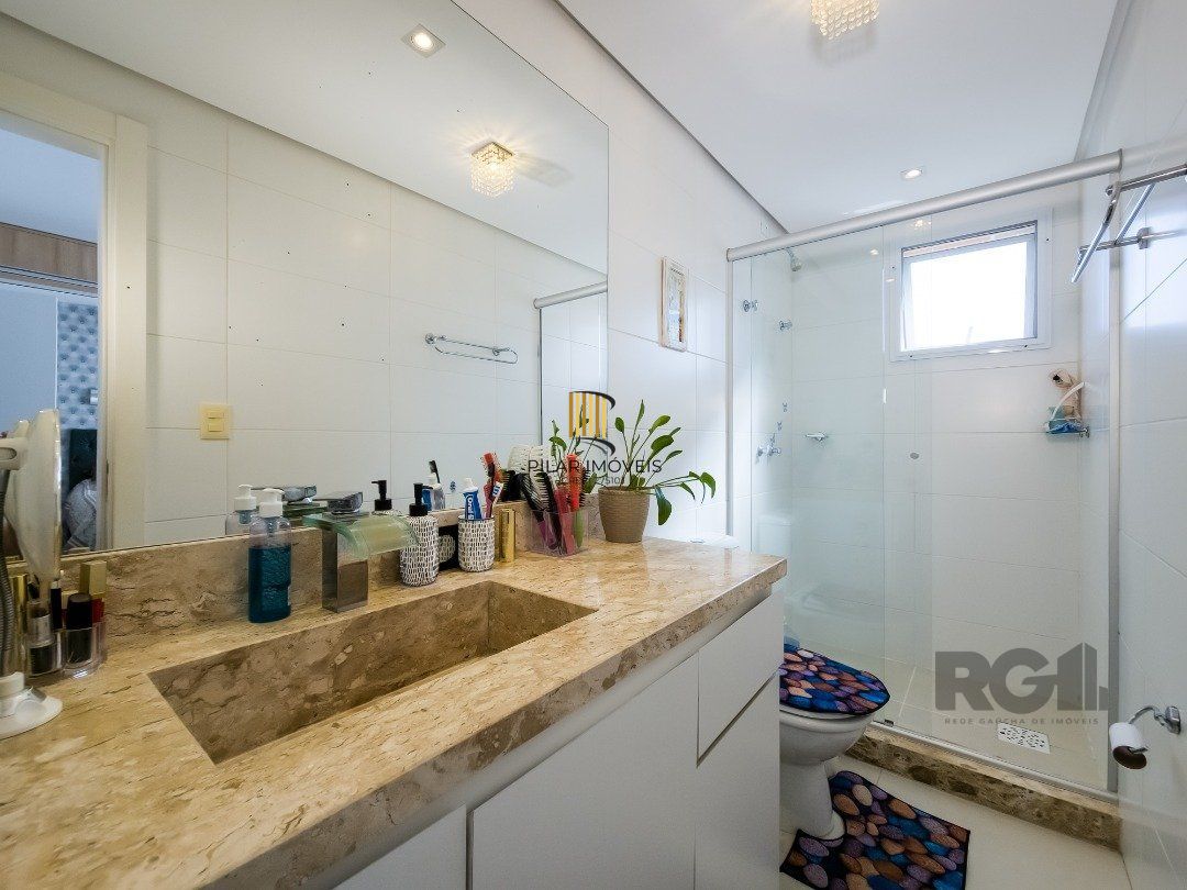 Apartamento 3 dormitórios no bairro Camaquã