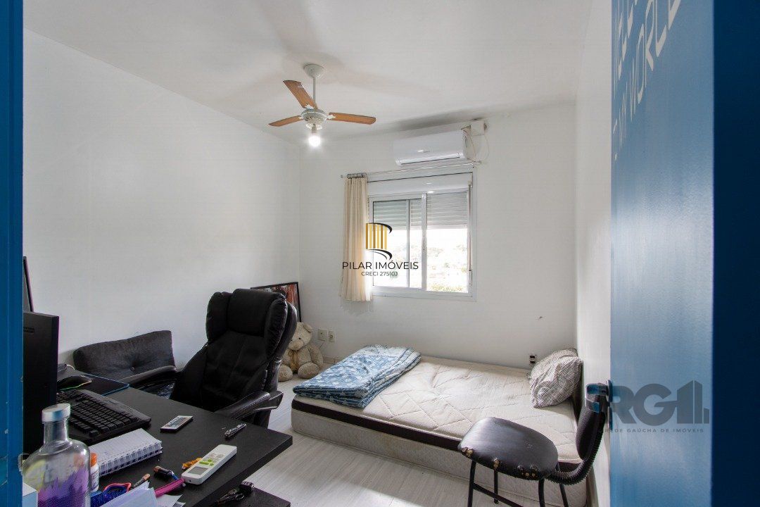 Casa 3 dormitórios no bairro Camaquã