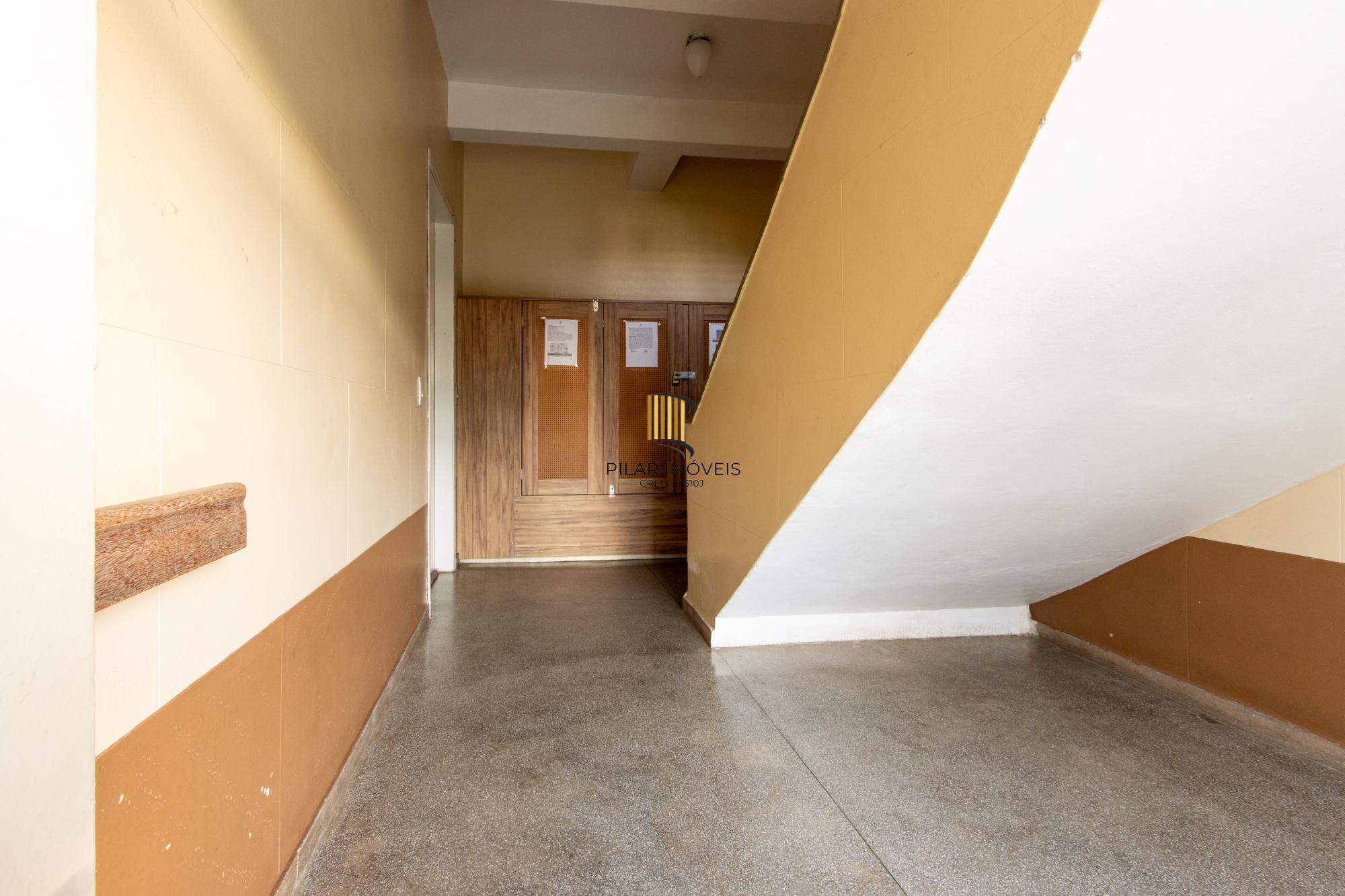 Apartamento de 2 Dormitórios na Cel Massot, Bairro Cristal