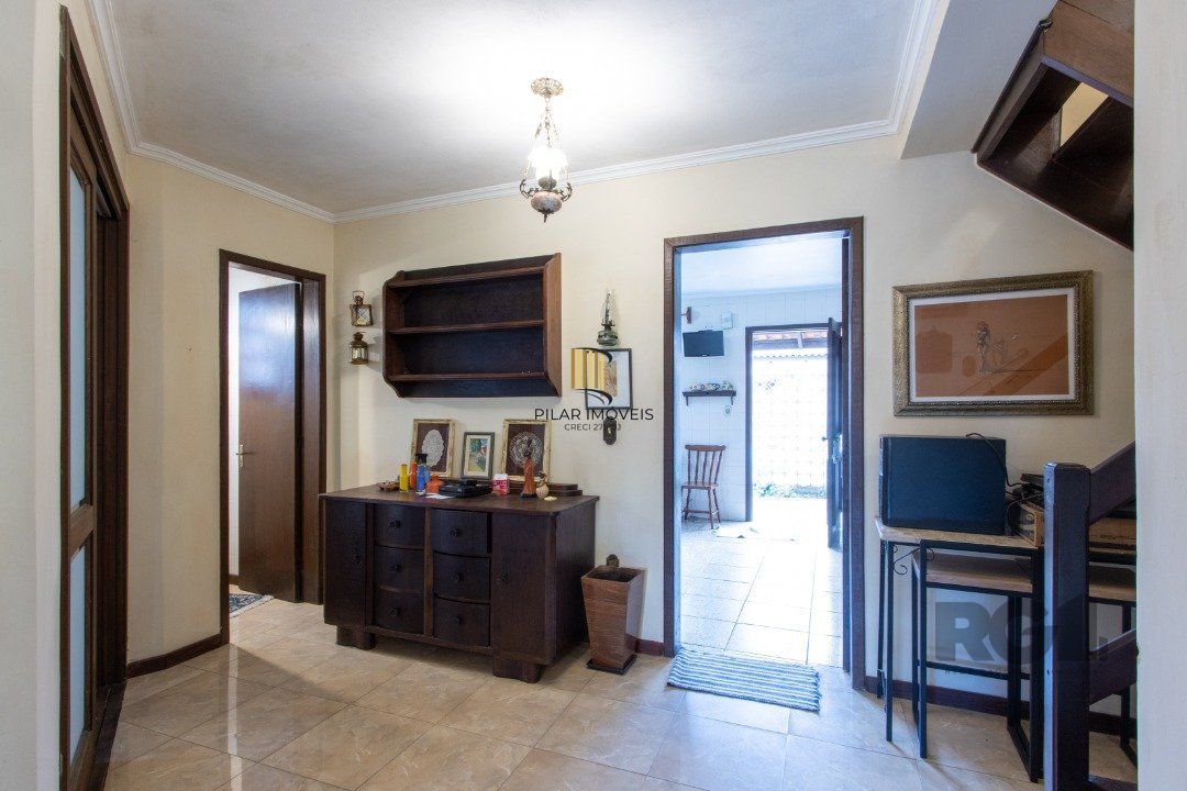 Casa para Venda - 200m², 3 dormitórios, sendo 1 suites, 3 vagas - Jardim Verde