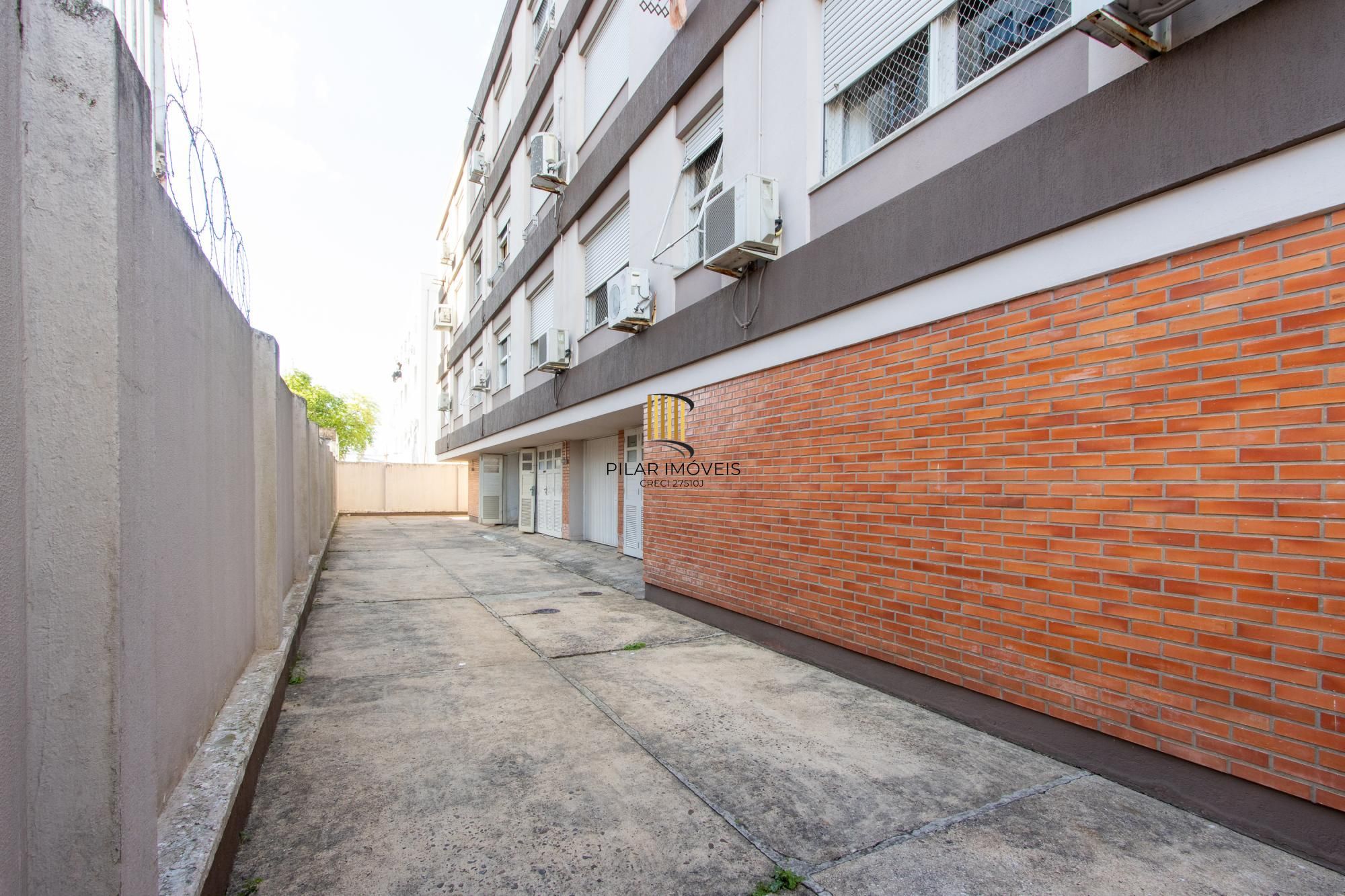 Apartamento de 3 dormitórios com uma vaga de garagem à venda no bairro Menino Deus – Porto Alegre