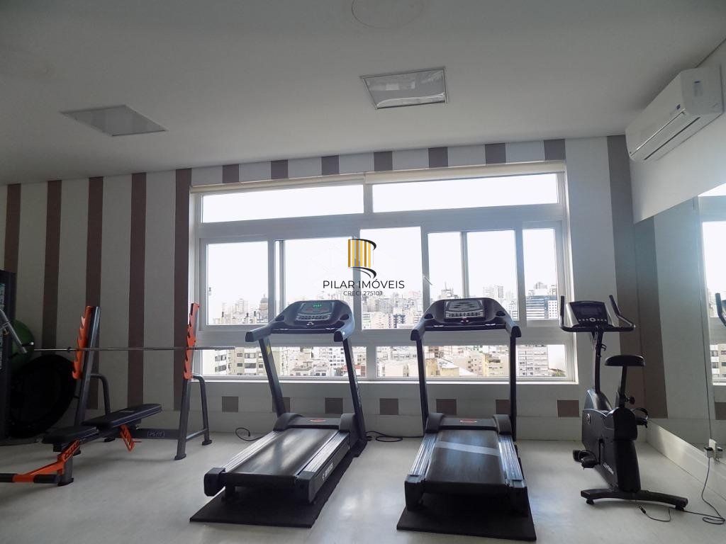 Loft a venda 1 dormitório mobiliado com 1 vaga de garagem / Lima e Silva
