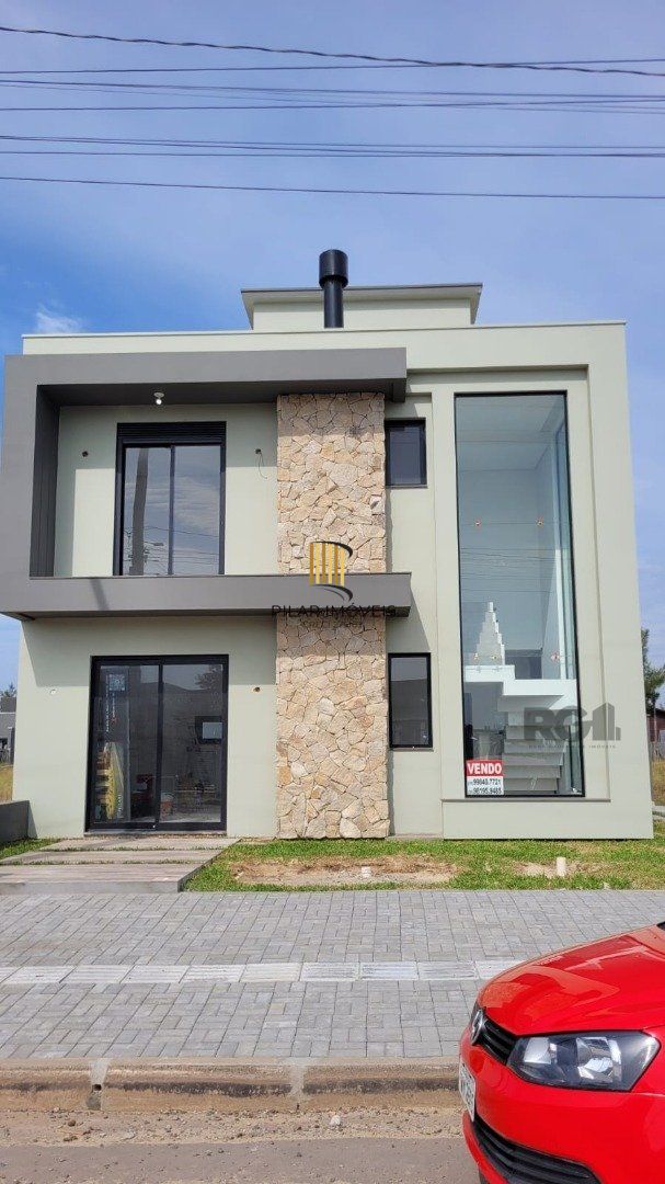Casa 3 dormitórios no bairro Praia da Conceição
