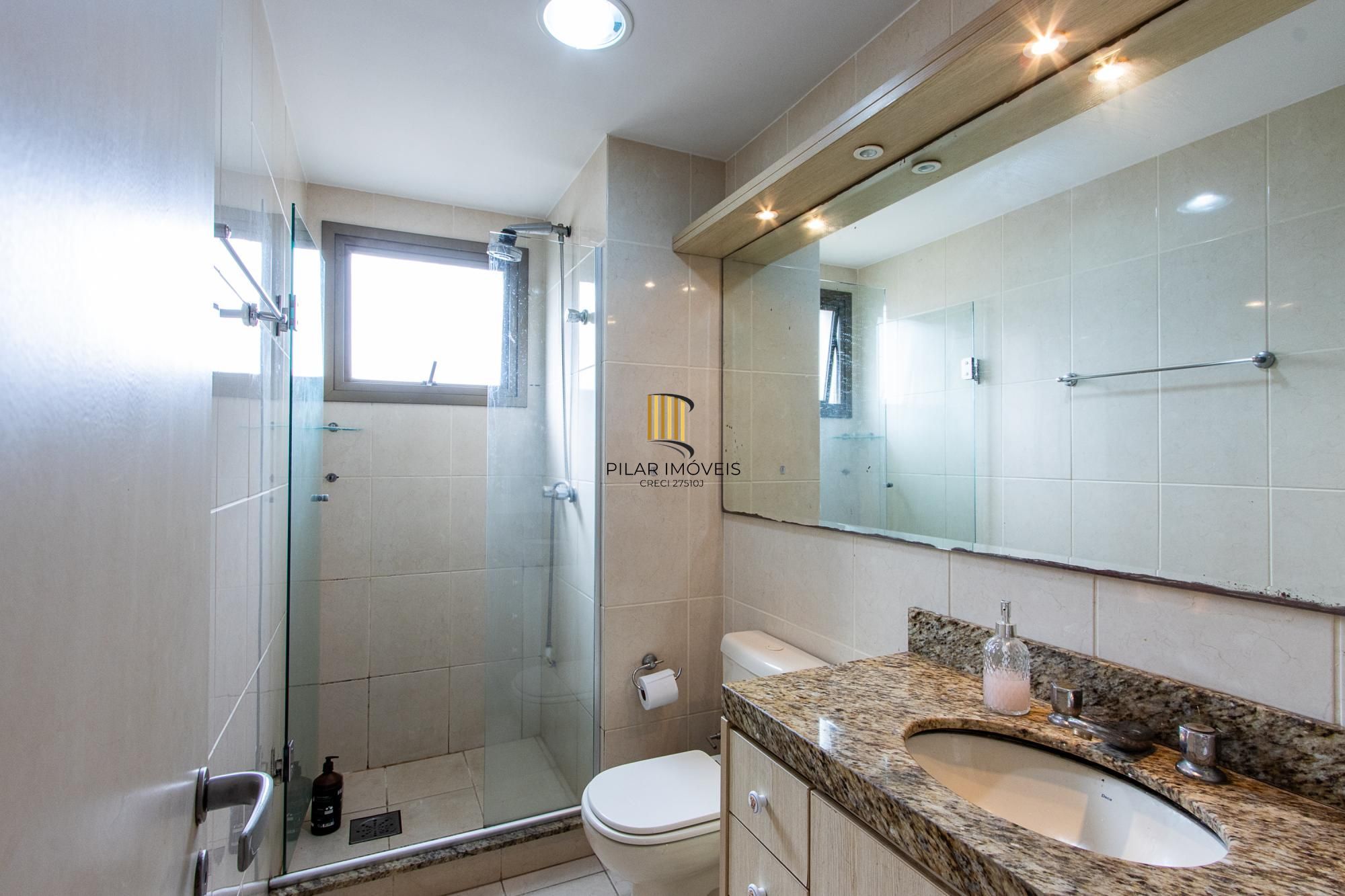 Apartamento 3 quartos, 139,64m² privativos, 2 vagas - Bairro Menino Deus
