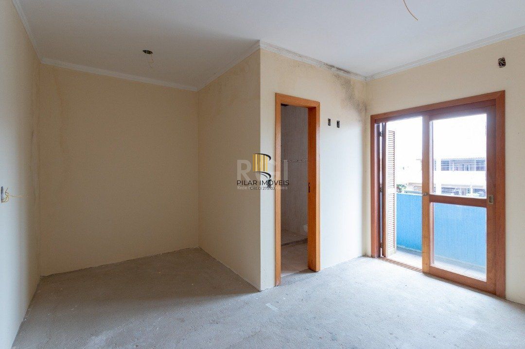 Casa para Venda - 115m², 3 dormitórios, sendo 1 suites, 2 vagas - Urubatã