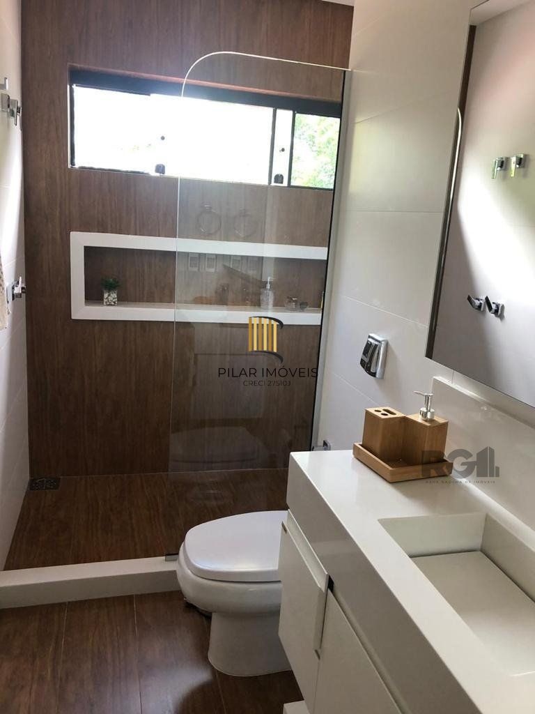 Casa 4 dormitórios no bairro Centro