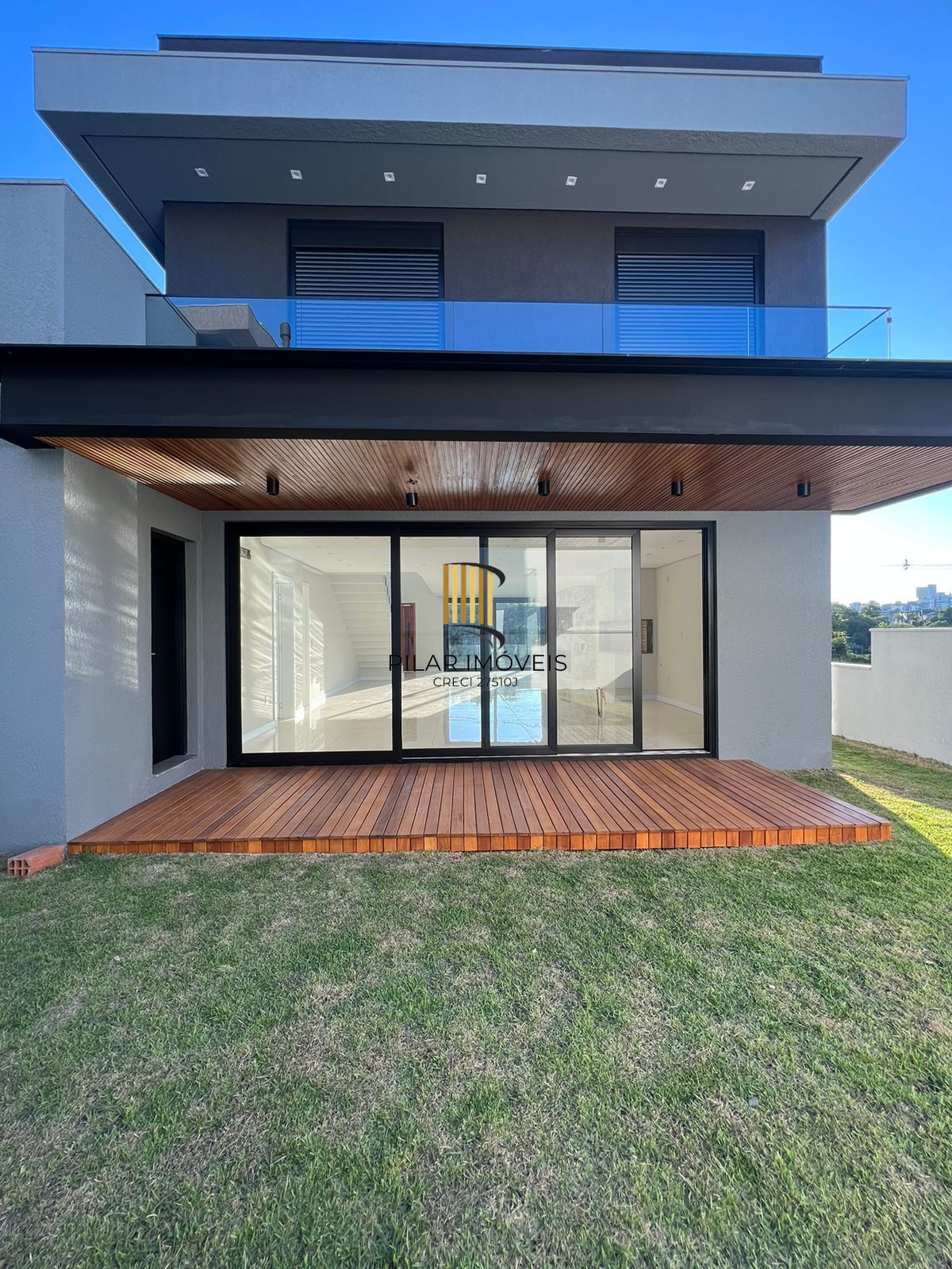 Casa de Condomínio com 3 suítes para comprar em Centro, Gravataí